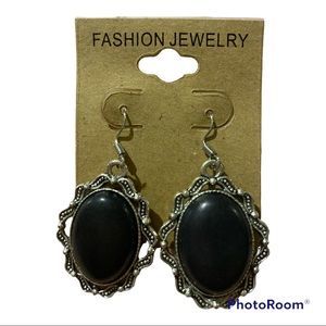 💕COPY - Black Semiprecious stone drop Earrings